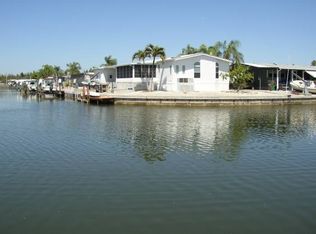 2931 Harpoon Ln, Saint James City, FL 33956