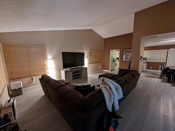 2nd image of 23116 Poplar Glen Cir