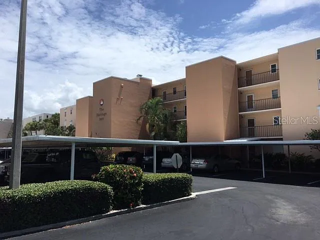 2 bed, 2.0 bath, 1045 sqft, $2,500 — Photo 3