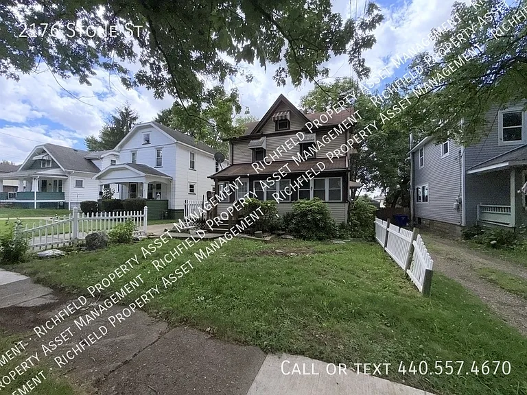 2176 Stone St — Photo 1