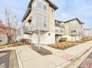 1010 W Rooftop Dr, Midvale, UT 84047