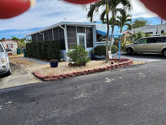 2nd image of 116 Duncan Ln