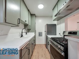 12809 Matteson Ave #7D, Los Angeles, CA 90066