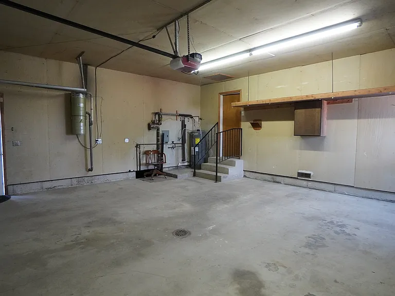615 S 5900 W — Photo 25