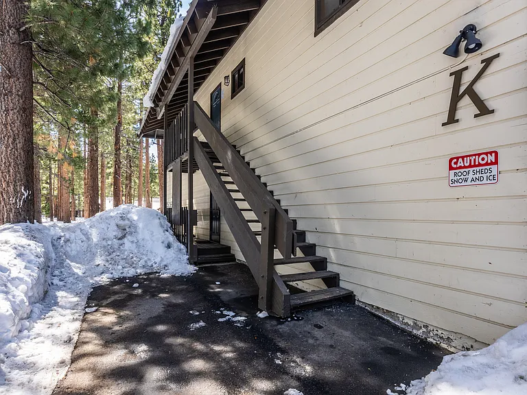 2289 Sierra Nevada Rd #K11 — Photo 31