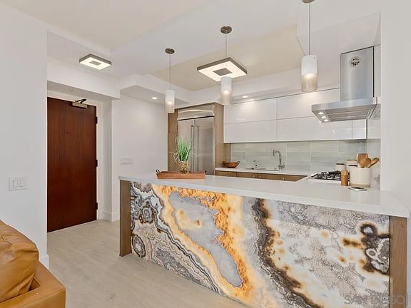 2nd image of 500 W Harbor Dr W #713