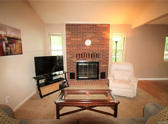 4th image of 9000 McAlpine Cove Ct