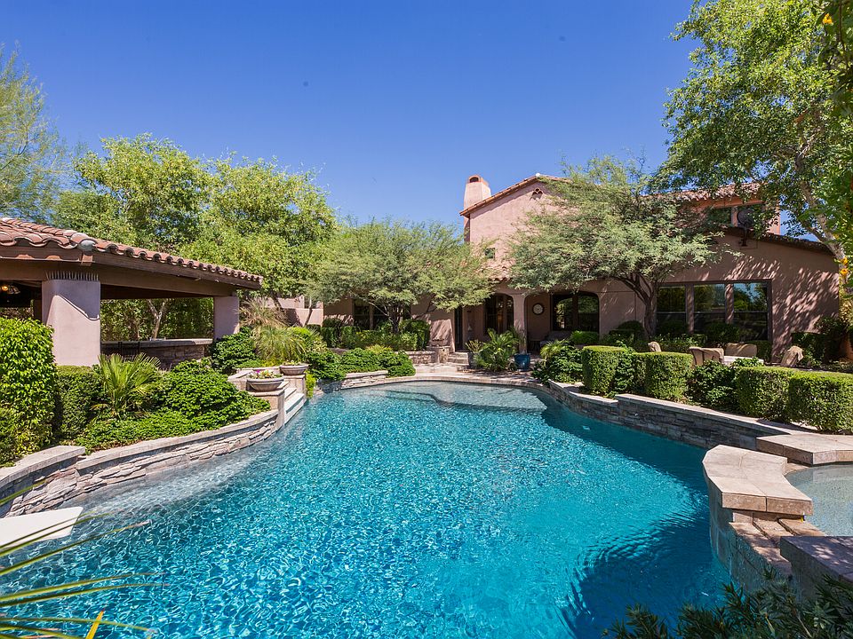 Backyard paradise
