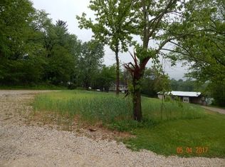 528 N Gospel St, Paoli, IN
