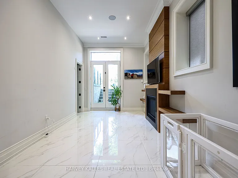 42 Carmichael Ave — Photo 46