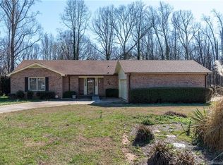 1908 Wildlife Rd, Charlotte, NC 28214