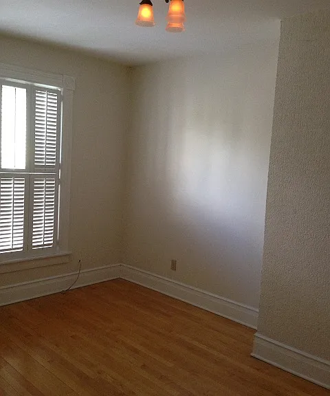 315 N Thayer St #5 — Photo 2