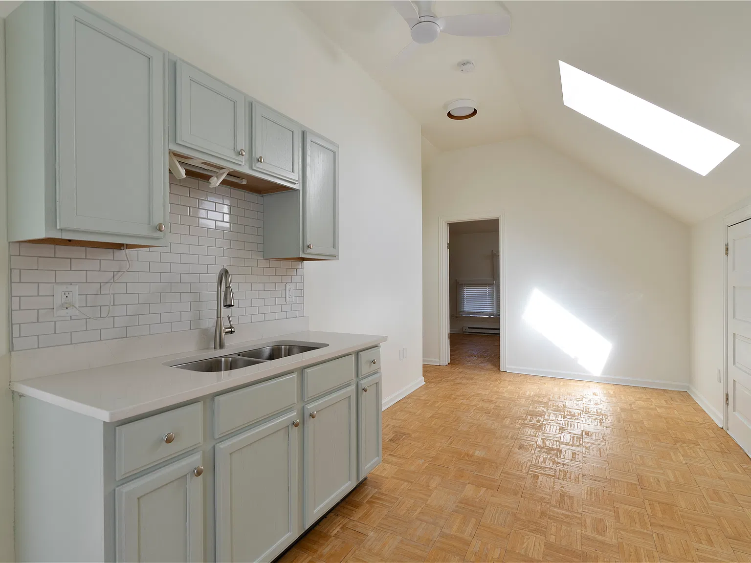 1 bed, 450 sqft, $770 — Photo 1