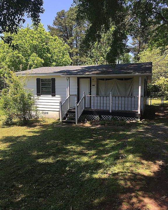 2nd image of 360 1st Ave NW