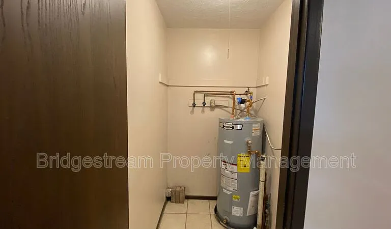 51 Candlewood Ct — Photo 10