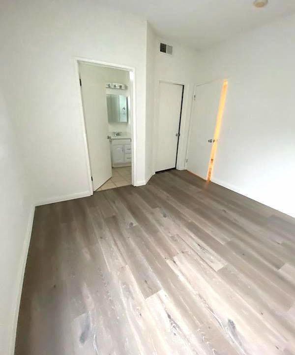 1st image of 868 S Kingsley Dr #1116