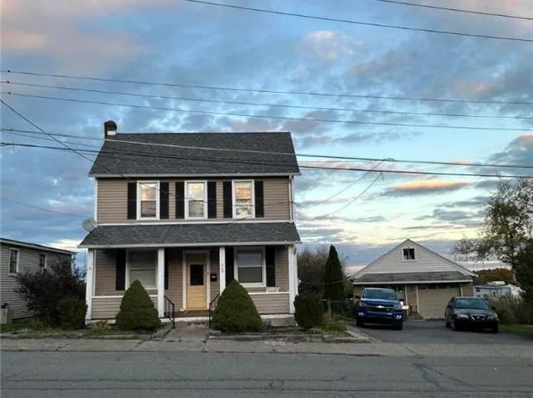 549 Division St, Bangor, PA 18013