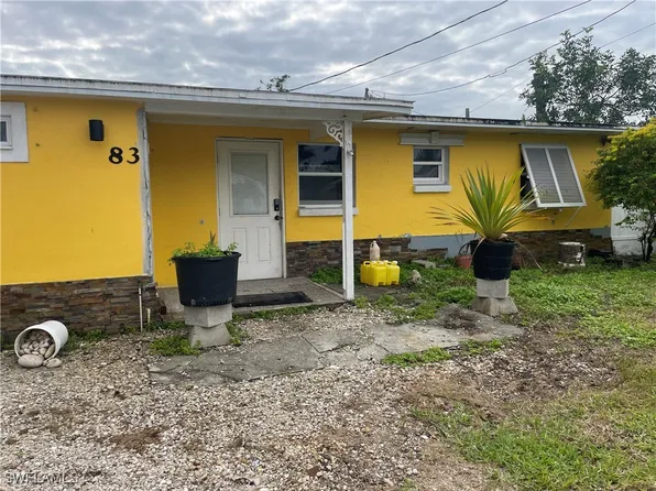 83 Oak St, North Fort Myers, FL 33903