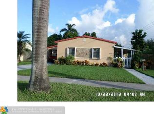 925 NE 3rd St, Hallandale Beach, FL 33009