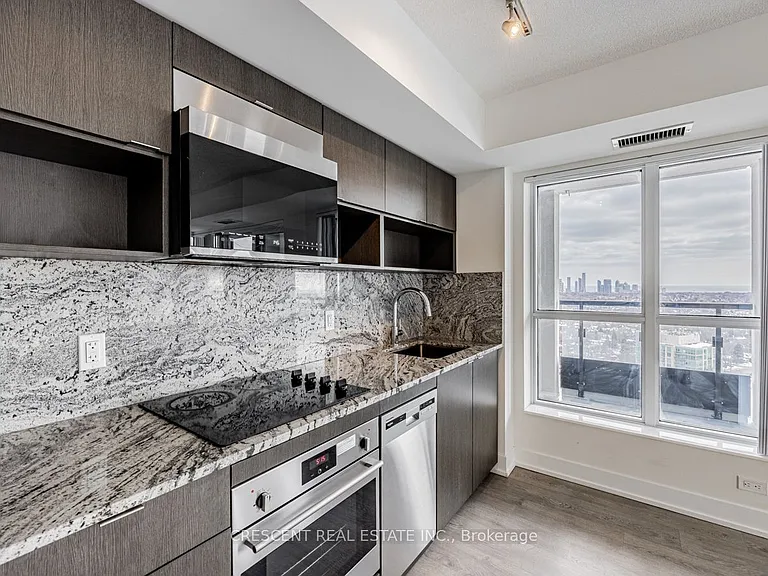 9 Mabelle Ave #2423 — Photo 12