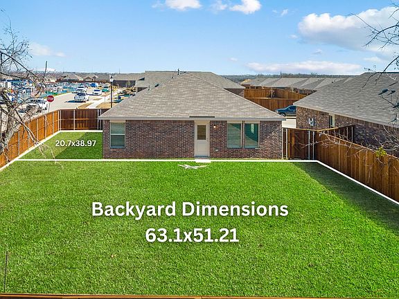 4th image of 1304 Claireborne Ct