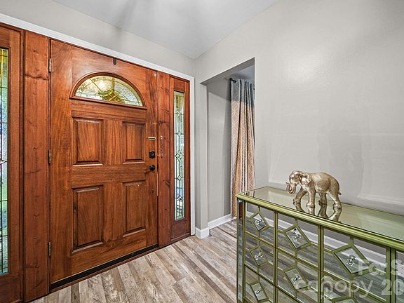 4th image of 406 S Magnolia St