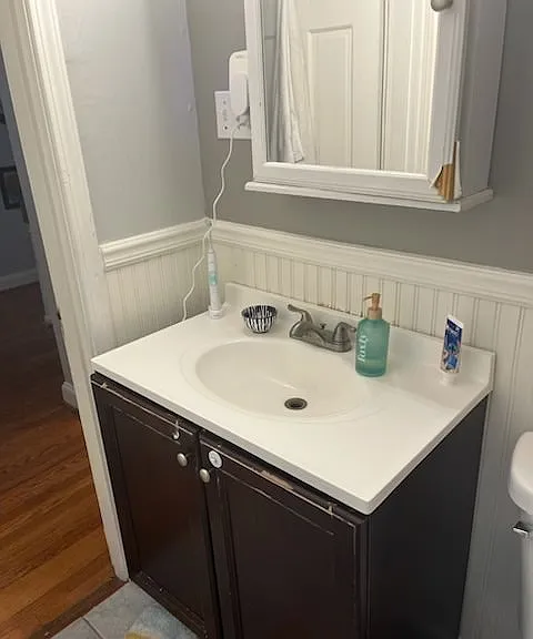 814 N Rock Hill Rd — Photo 3