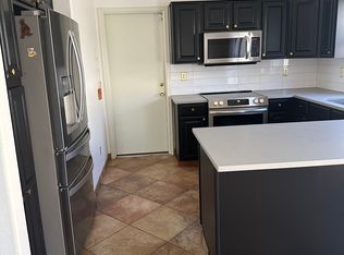 2205 E Williams Dr, Phoenix, AZ 85024