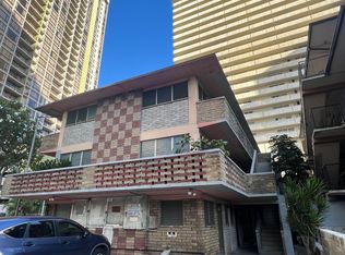 215 Paoakalani Ave #17, Honolulu, HI 96815