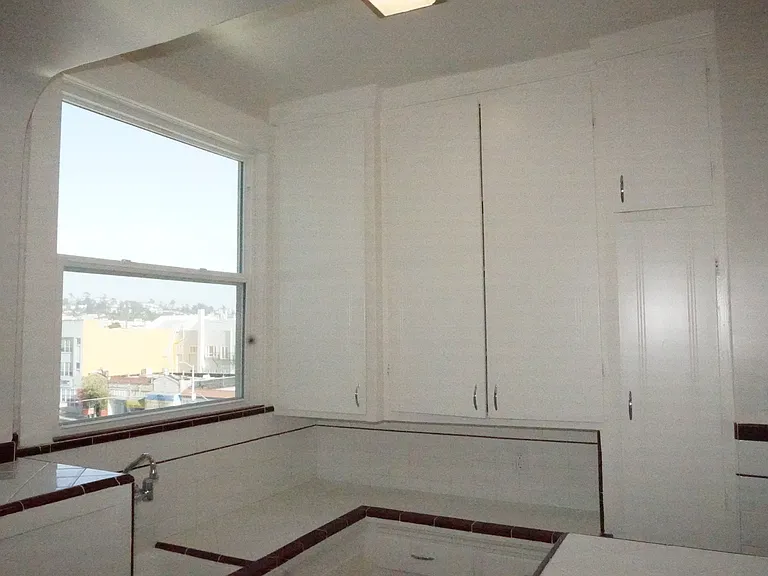 2379 20th Ave #9 — Photo 11