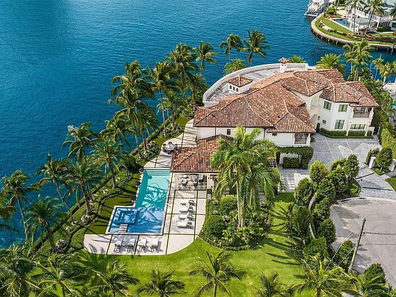 2nd image of 2724 Sea Island Drive