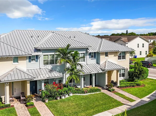 5040 Eucalyptus Dr Unit 2, Hollywood, FL 33021