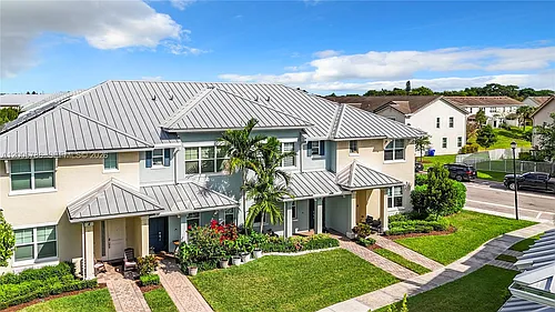 5040 Eucalyptus Dr #2 Photo 1
