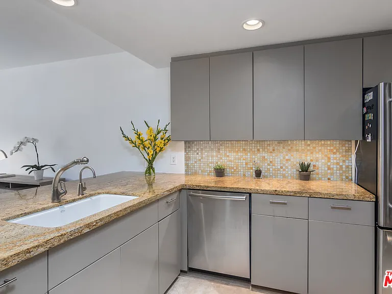 8787 Shoreham Dr #903 — Photo 13