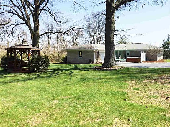 3rd image of 3939 N Kinser Pike