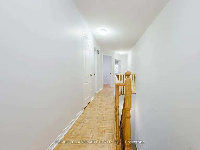 25 Warner Ave — Photo 14