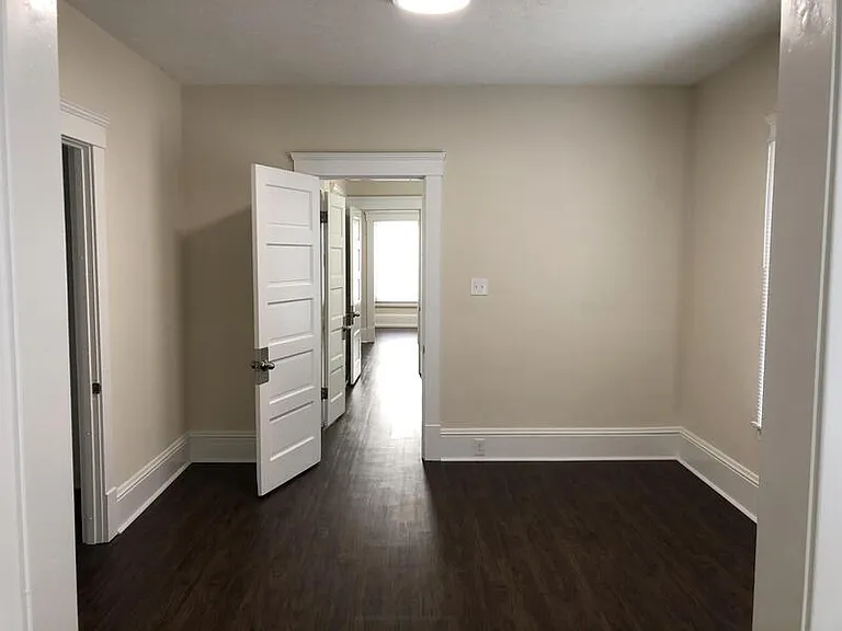 281 S Court St #1 — Photo 10