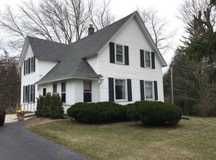 851 Decorah Rd, West Bend, WI 53095