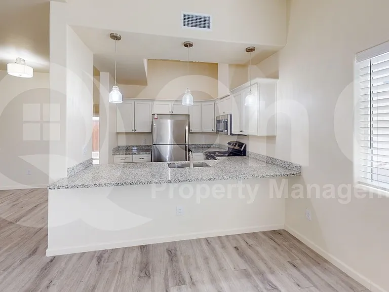 3726 E Mercedes Ct — Photo 11