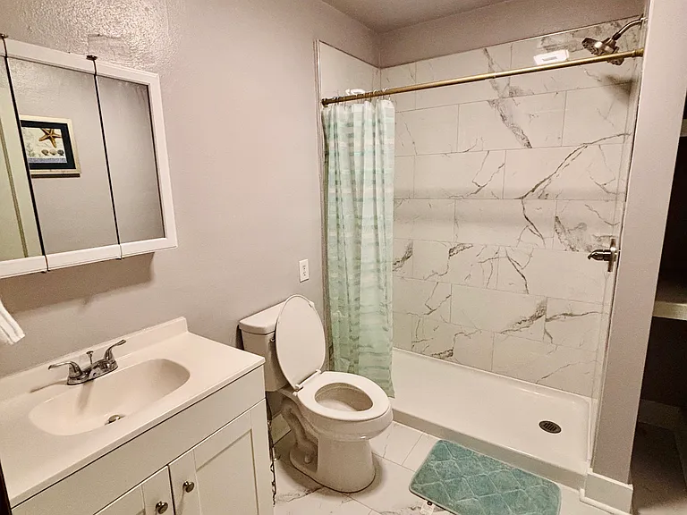 1526 20th St NE — Photo 8