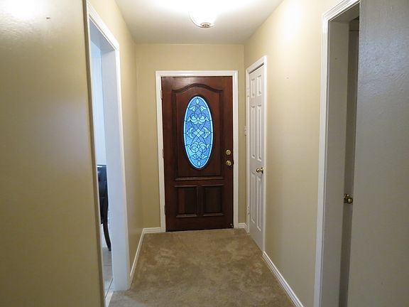 Foyer To Front Door