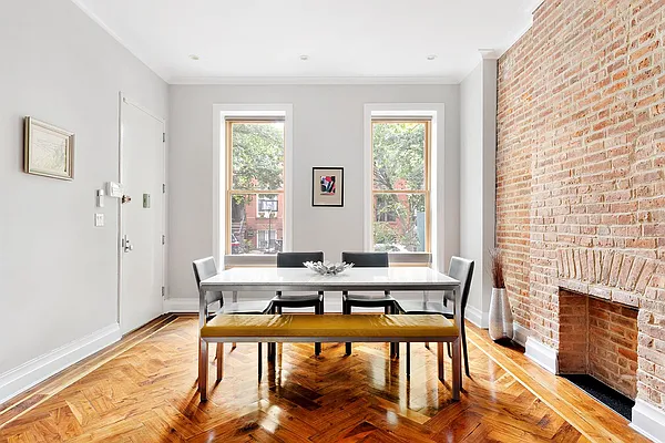 Sold by Compass | media 14