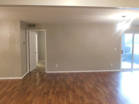 3rd image of 44850 Marigold Dr #342