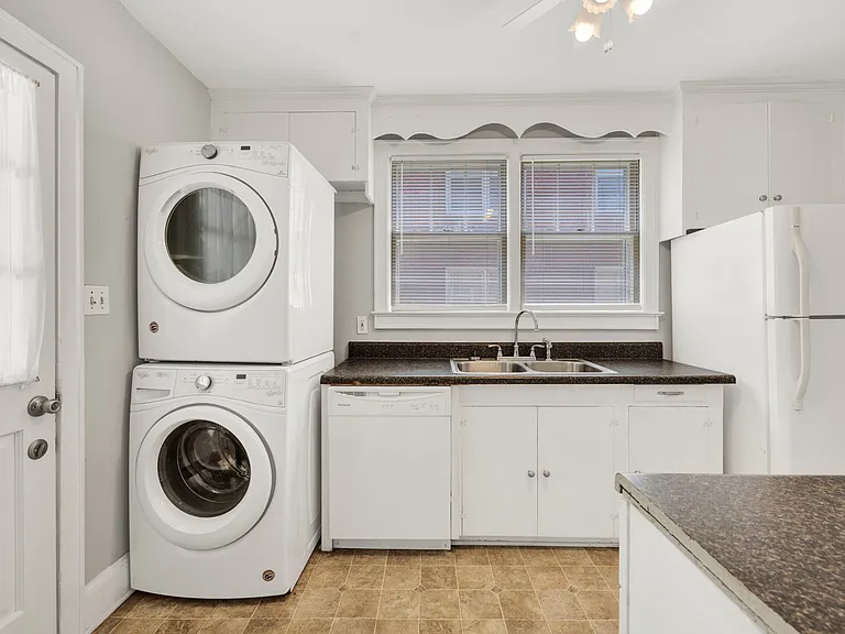 318 Woodrow St #318 — Photo 10
