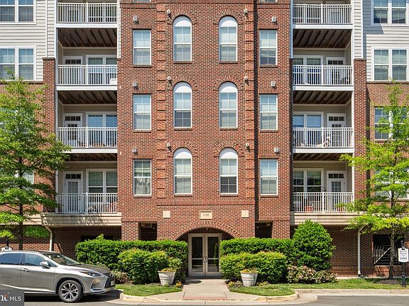 2nd image of 3160 John Glenn St Suite 501