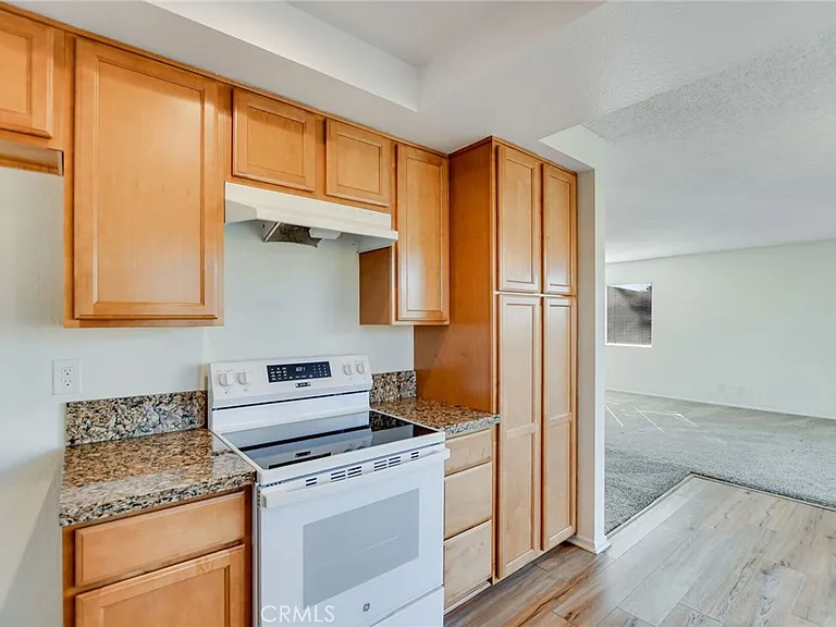 2785 Westfield Pl — Photo 14