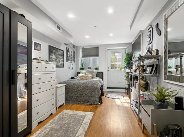 25-63 38th Street image 6 of 10