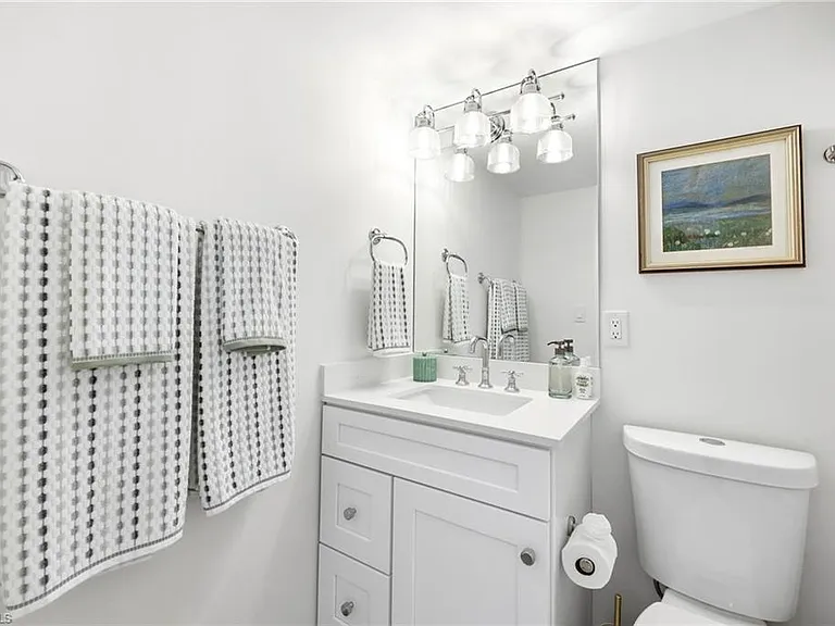 3 Bluebill Ave #303 — Photo 28
