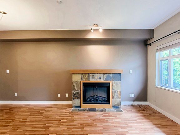 3rd image of 7388 Macpherson Ave #74