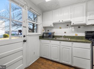 2515 Colebrooke Dr, Temple Hills, MD 20748